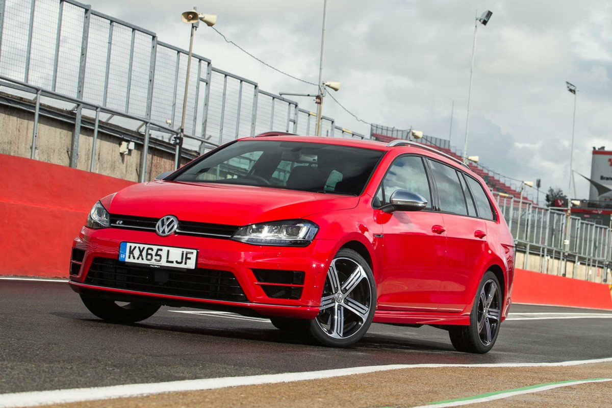 Volkswagen Golf R Estate review - Car Keys