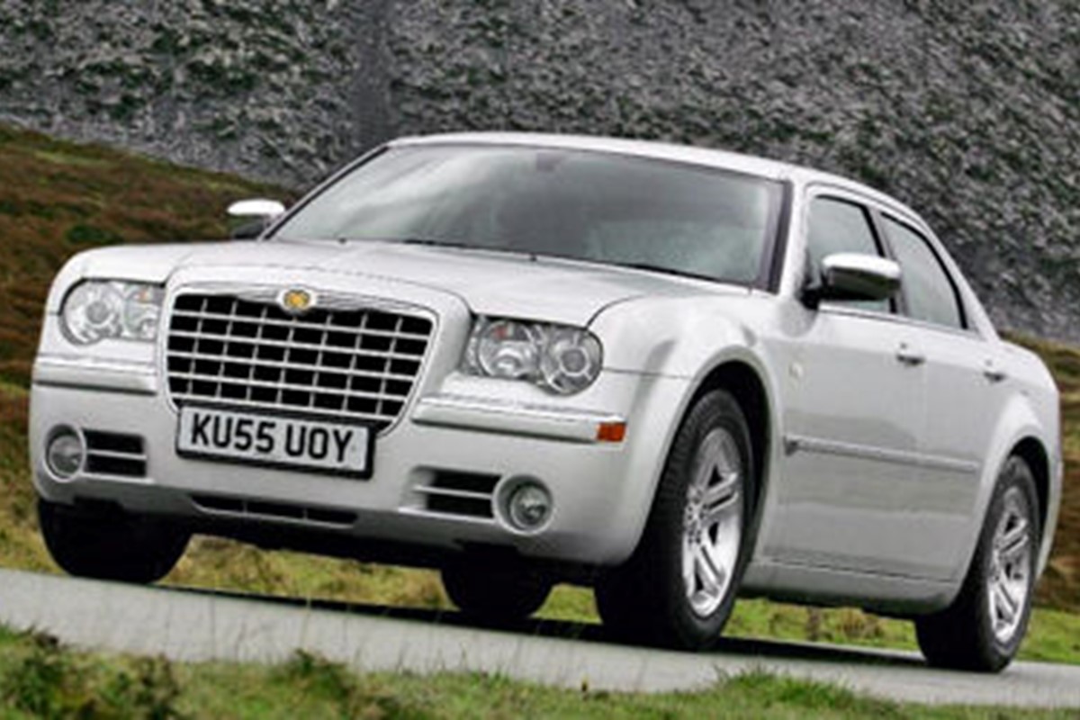Chrysler 300C 3.0 V6 CRD (short test) Car Keys