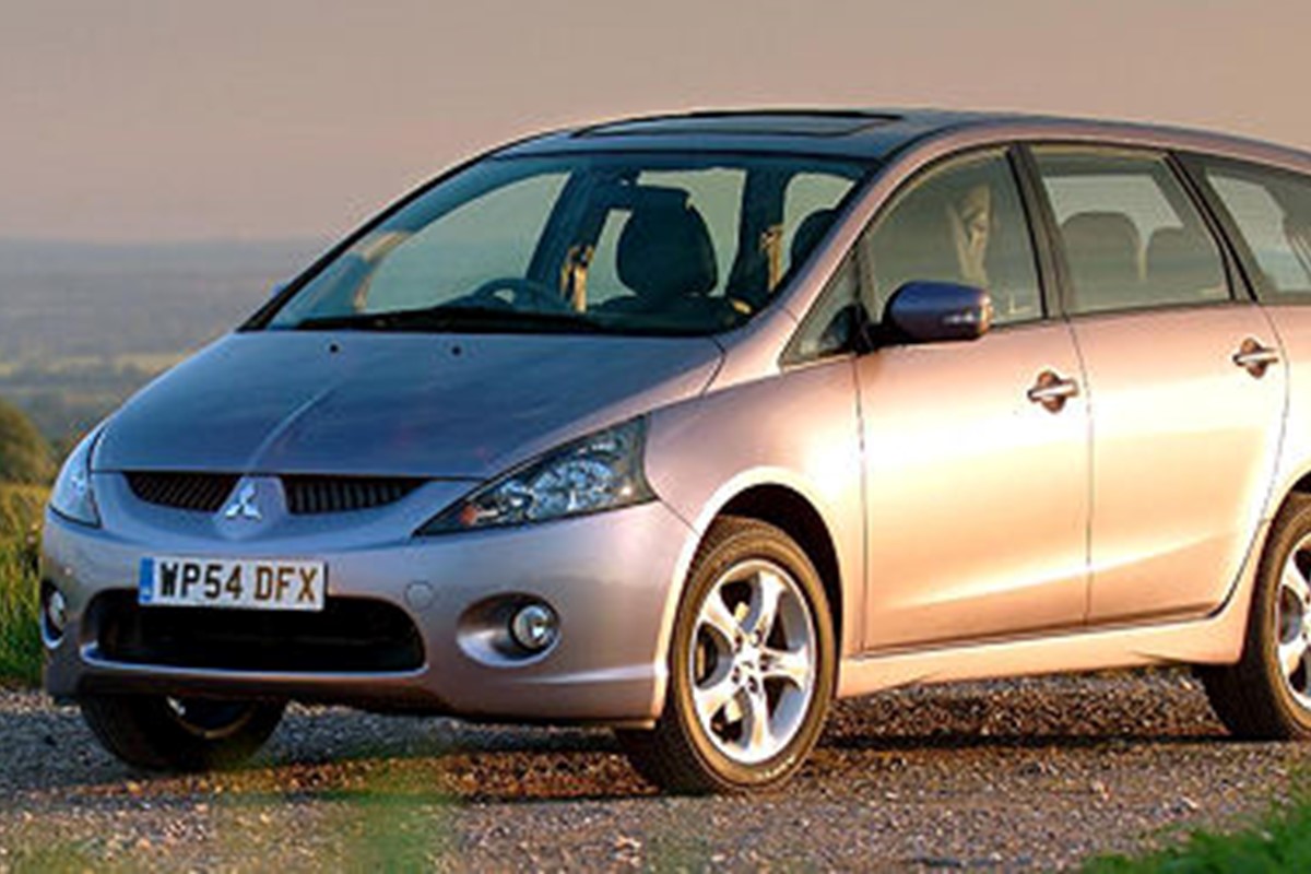 Mitsubishi grandis акб