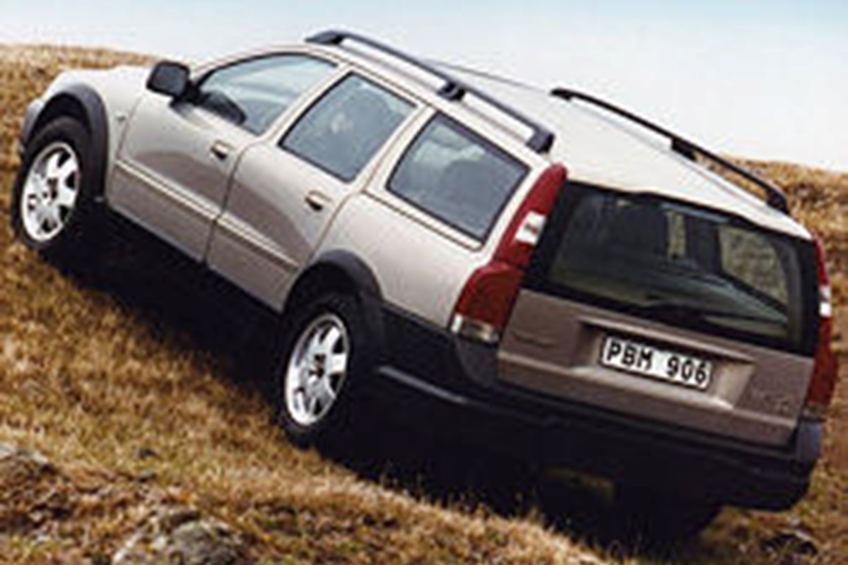 Volvo v70 cross country