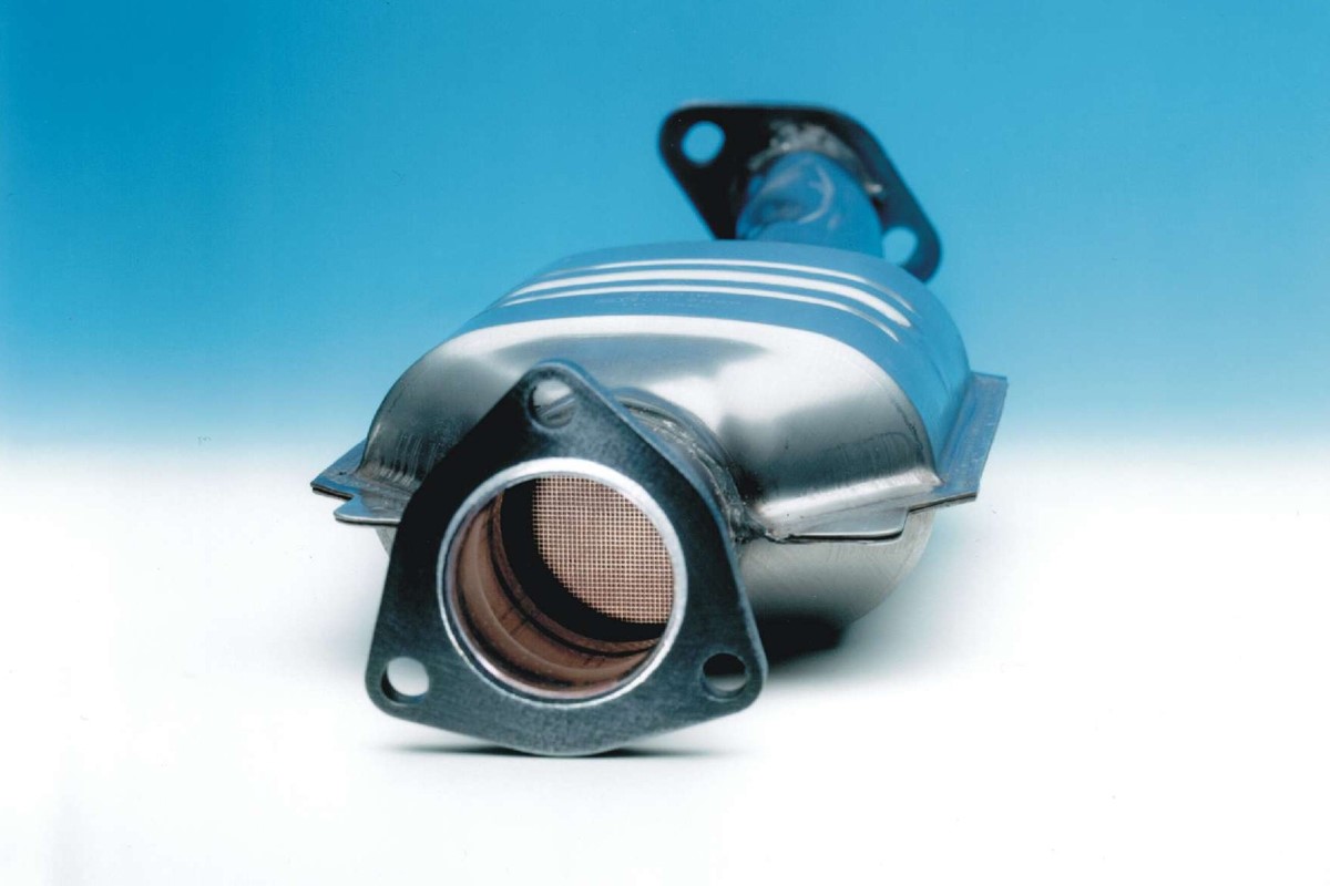 What is a catalytic converter? Car Keys