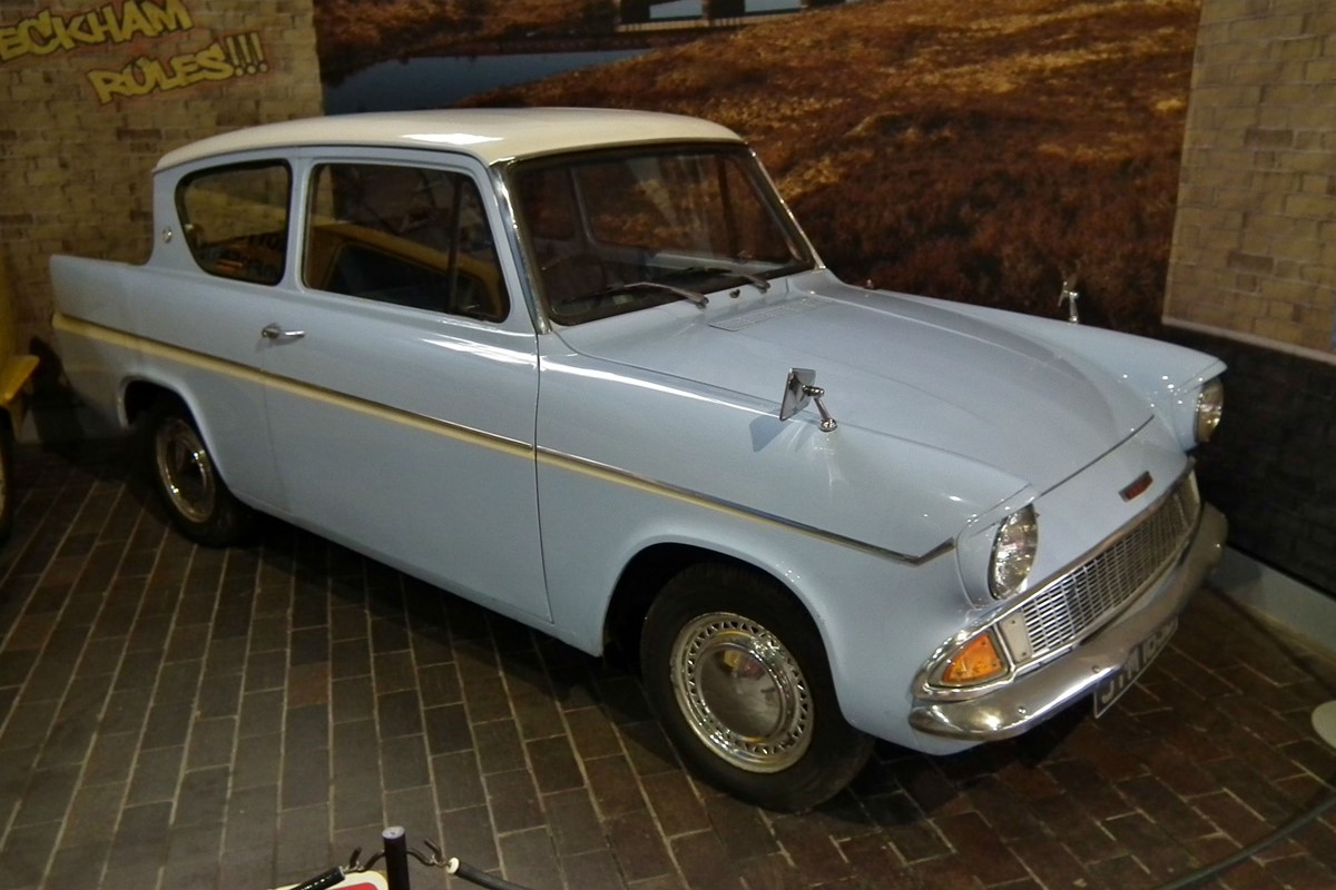Five Of The Most Famous Cars In Literature Car Keys