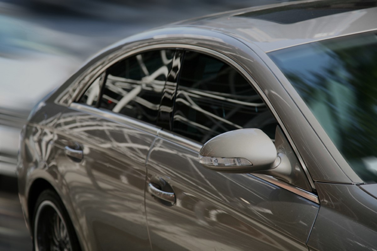What is a Privacy Glass in a Car? Discover Its Benefits
