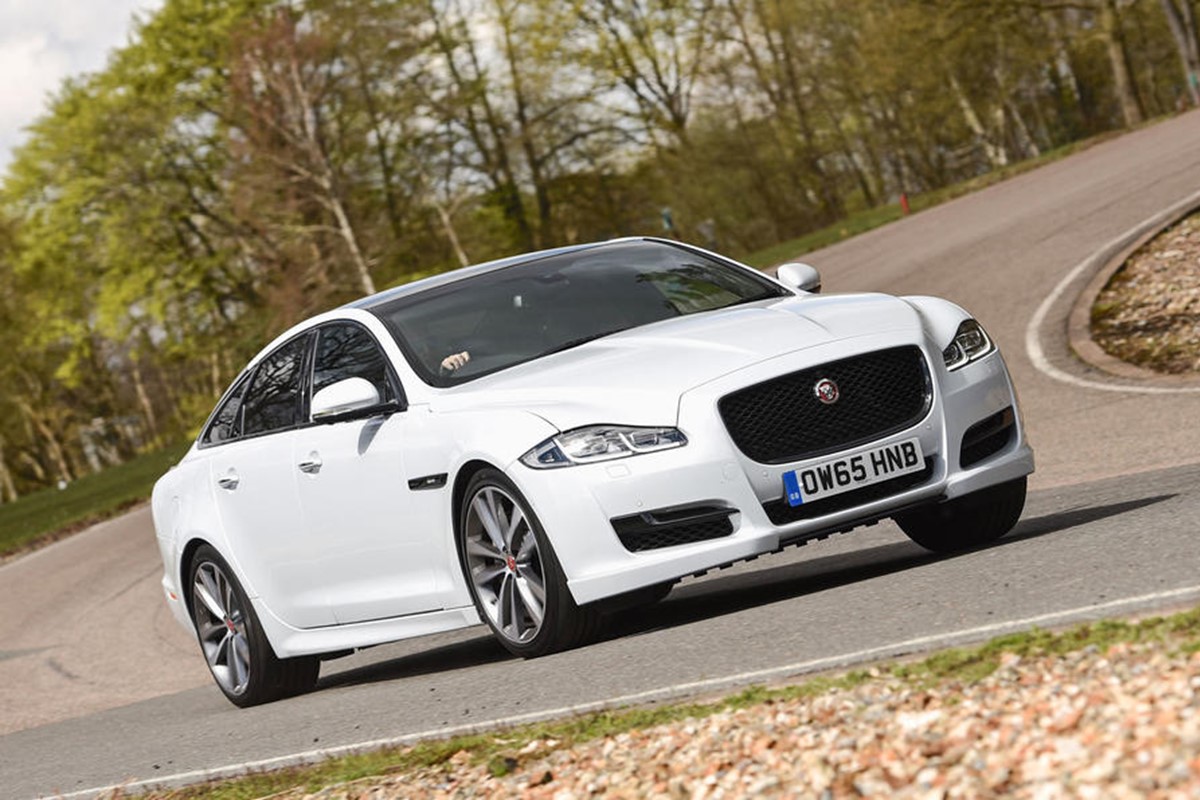 Jaguar XJ 3 0 litre V6 Diesel R Sport SWB Saloon Review Car Keys jaguar-xj-3-0-litre-v6-diesel-r-sport-swb-saloon-review-car-keys
