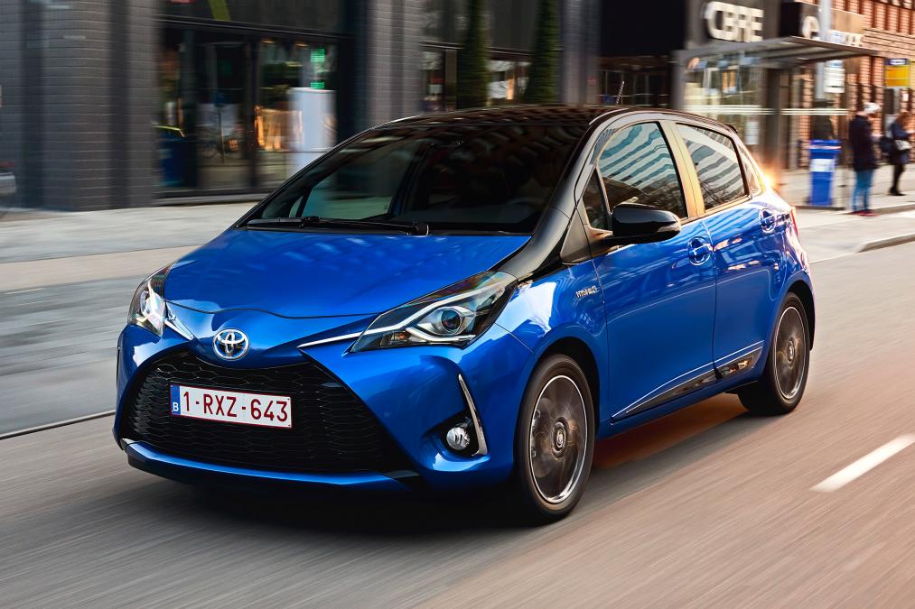 Toyota Yaris Hybrid Excel 2017 Review - Car Keys