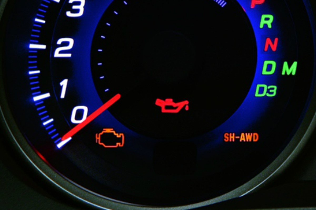 Car dashboard warning lights explained Car Keys
