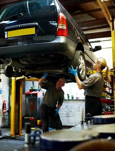 A guide to MOT tests and pre checks - Car Keys