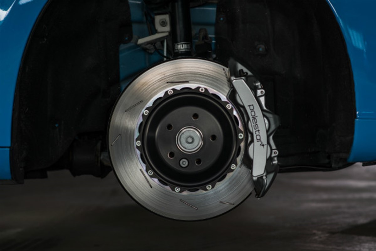 Disc brakes and drum brakes explained Car Keys