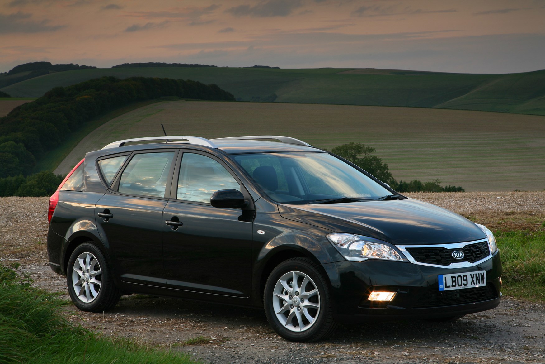 Кия универсал 2010. Kia Ceed 2010 универсал. Kia Ceed SW 2011. Kia Ceed SW 2010. Kia Ceed 2008 универсал.