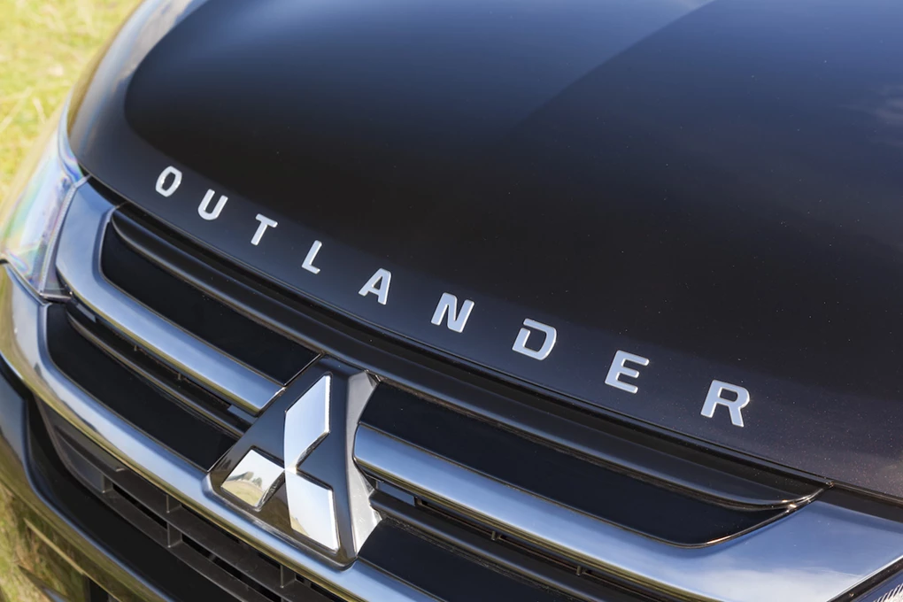 Mitsubishi Outlander SUV
