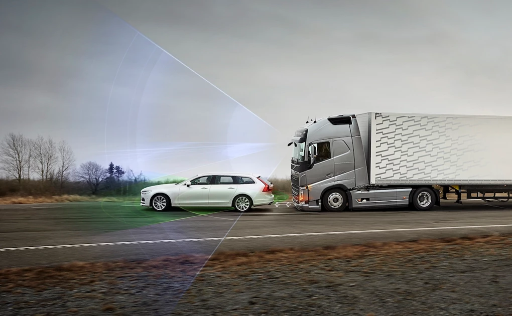 Volvo autonomous technology lorry emergency braking