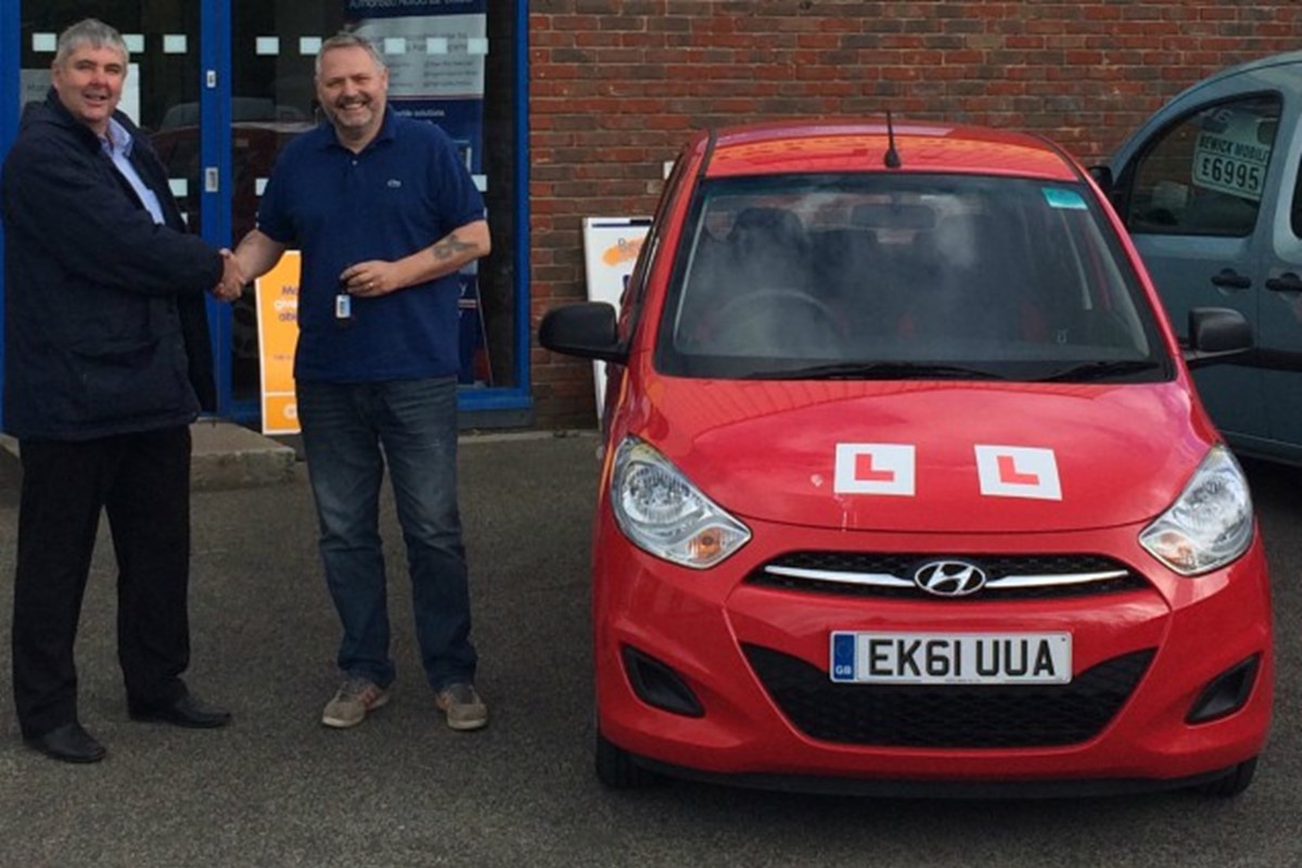 How to become a driving instructor - Car Keys