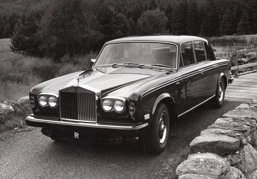 Rolls-Royce Silver Shadow premium saloon