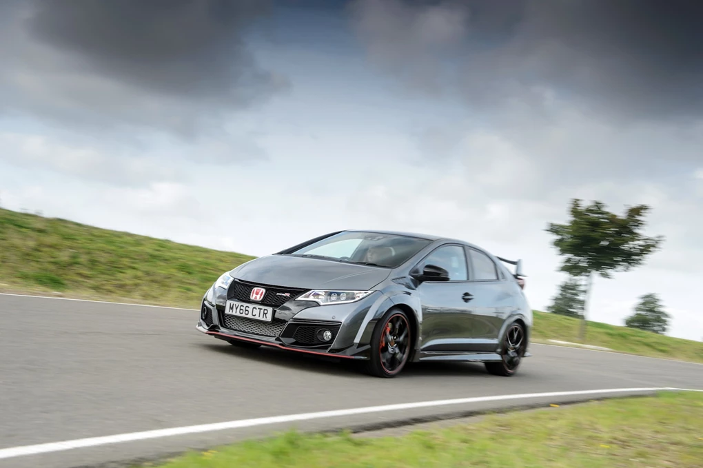 2015 Honda Civic Type-R Mk4 hot hatchback