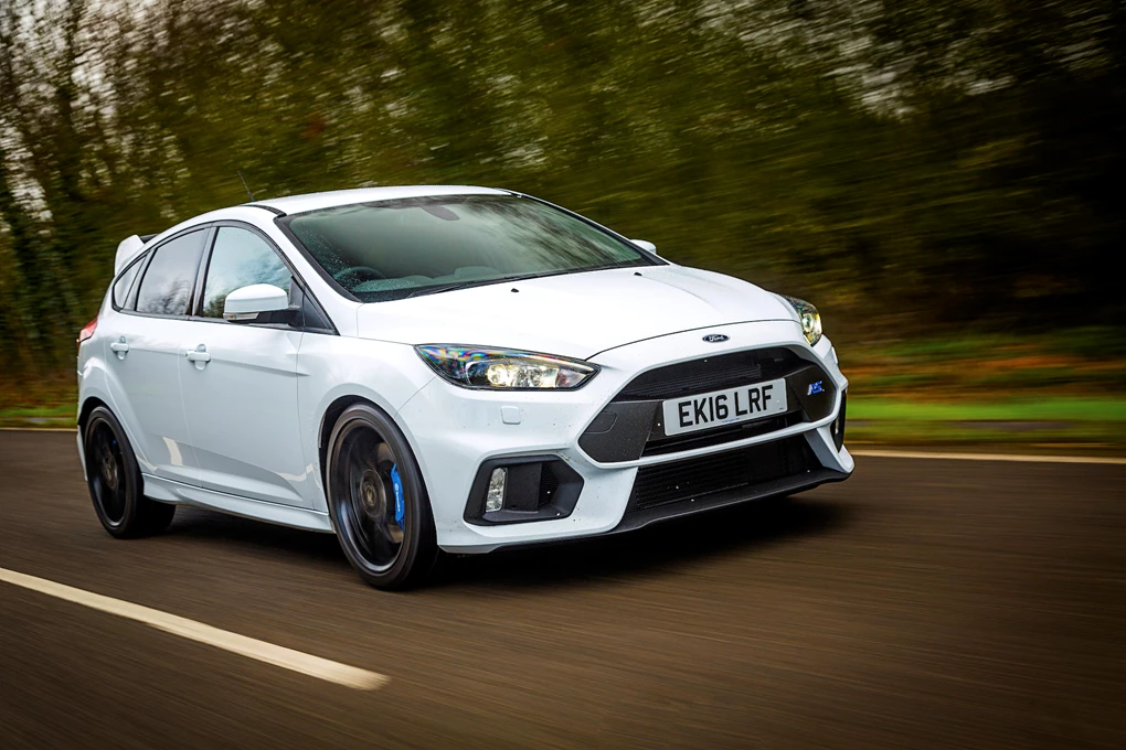 2016 Ford Focus RS Mk3 hot hatchback