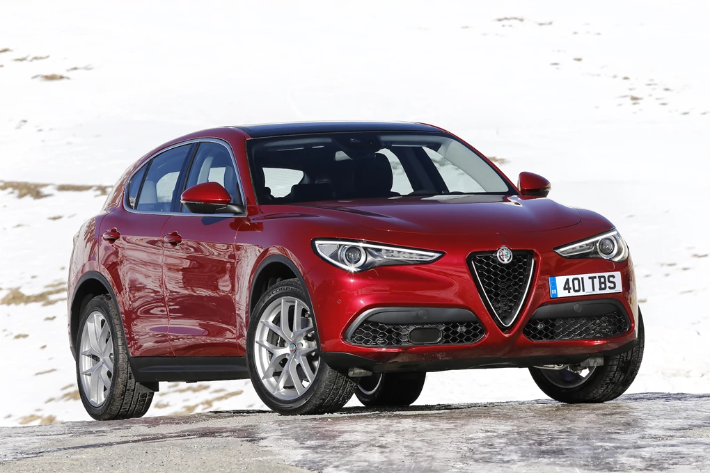 2018 Alfa Romeo Stelvio mid-size SUV