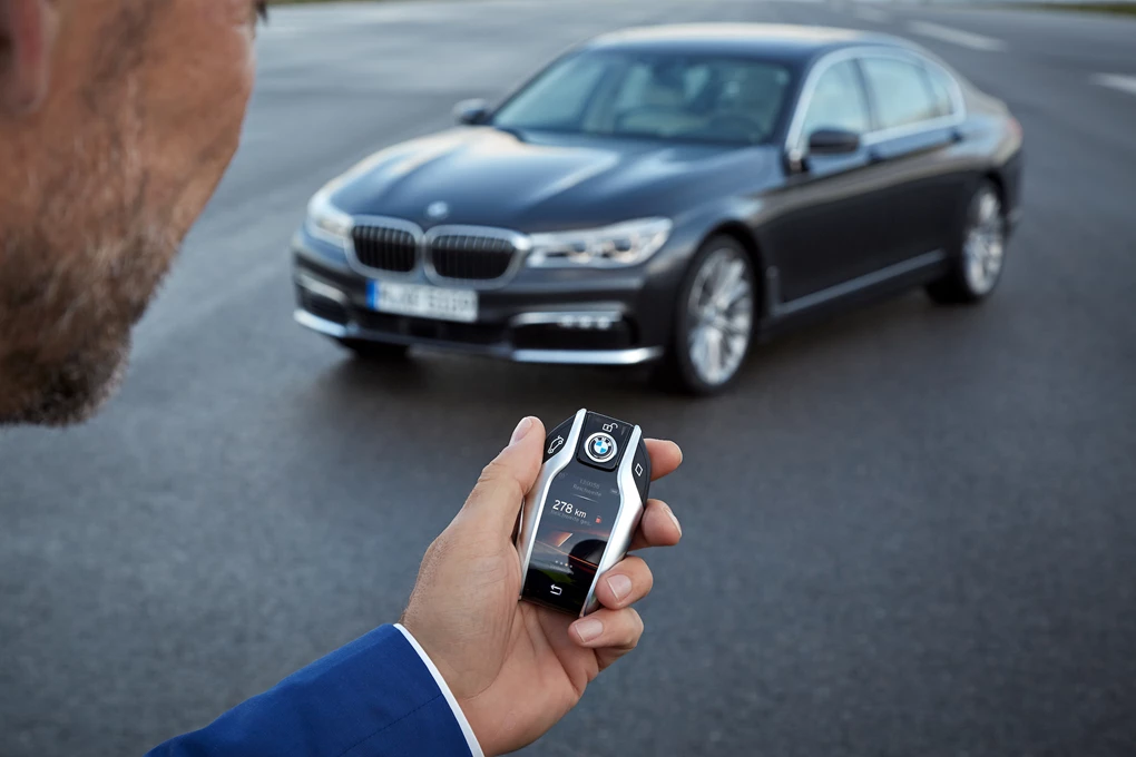 BMW display key