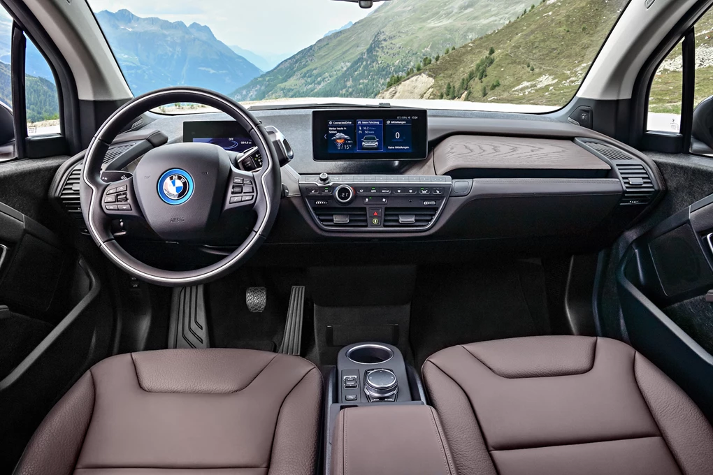 2018 BMW i3s sporty all-electric hatchback