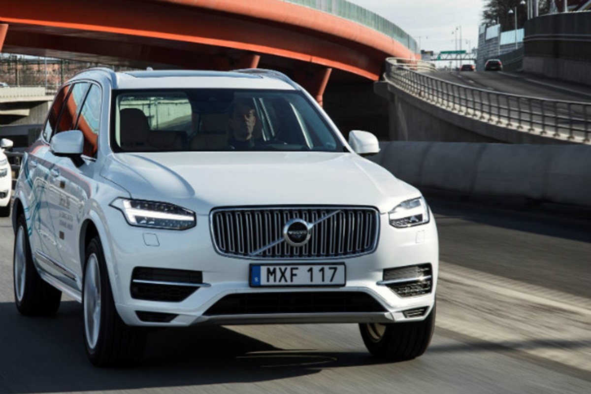 Tips for driving a left-hand drive car in the UK - Car Keys