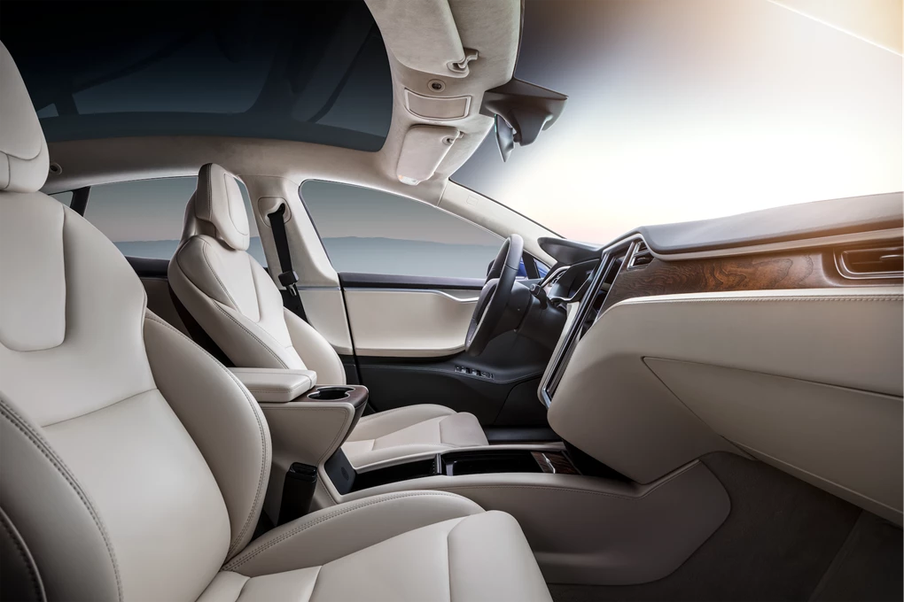 Tesla Model S all-electric saloon interior