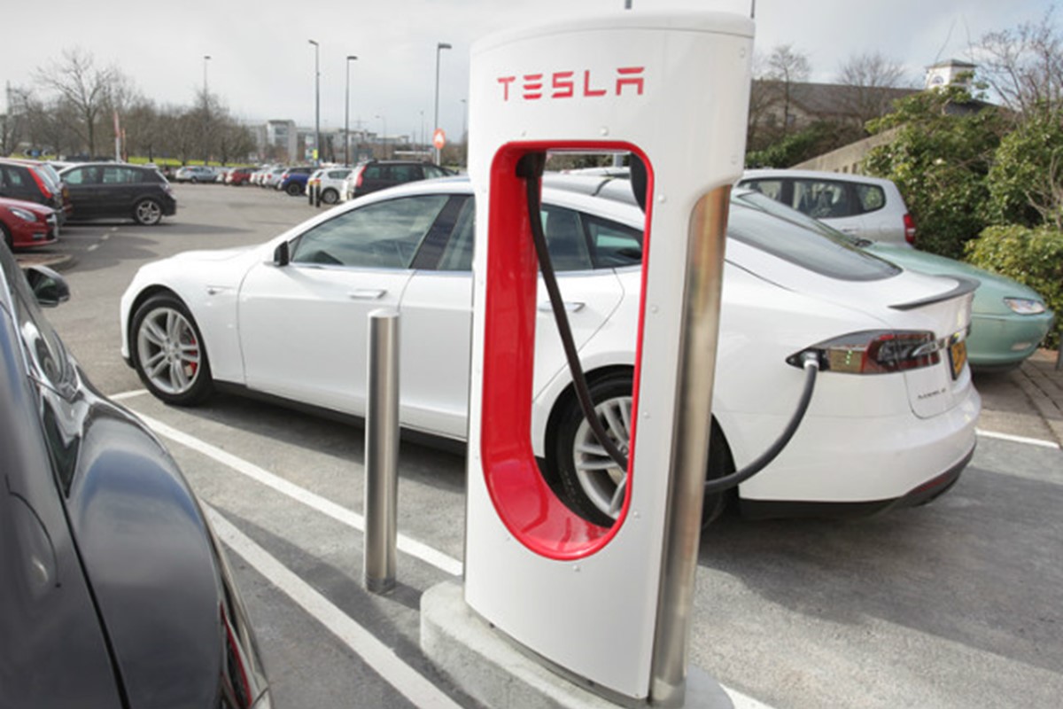 What is a Tesla Supercharger? Car Keys