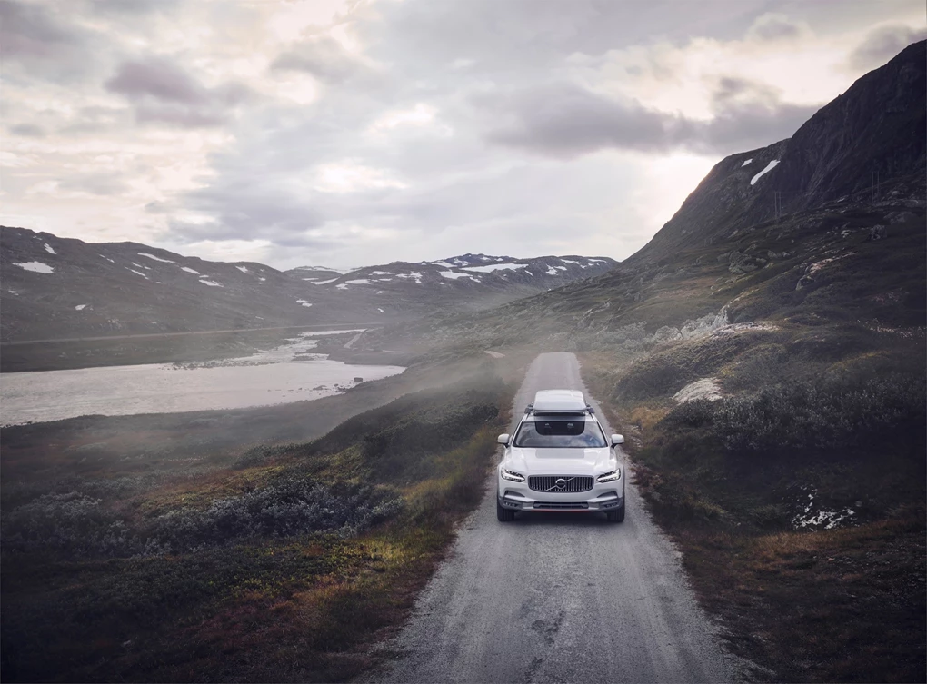 2017 Volvo V90 Cross Country Ocean Race