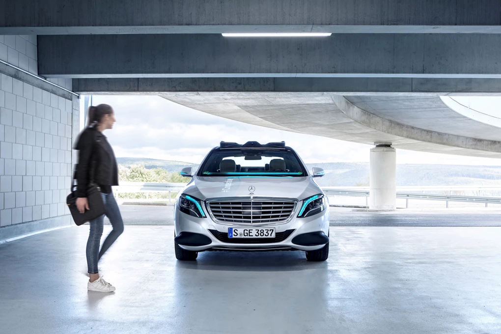 Mercedes 'cooperative vehicle'