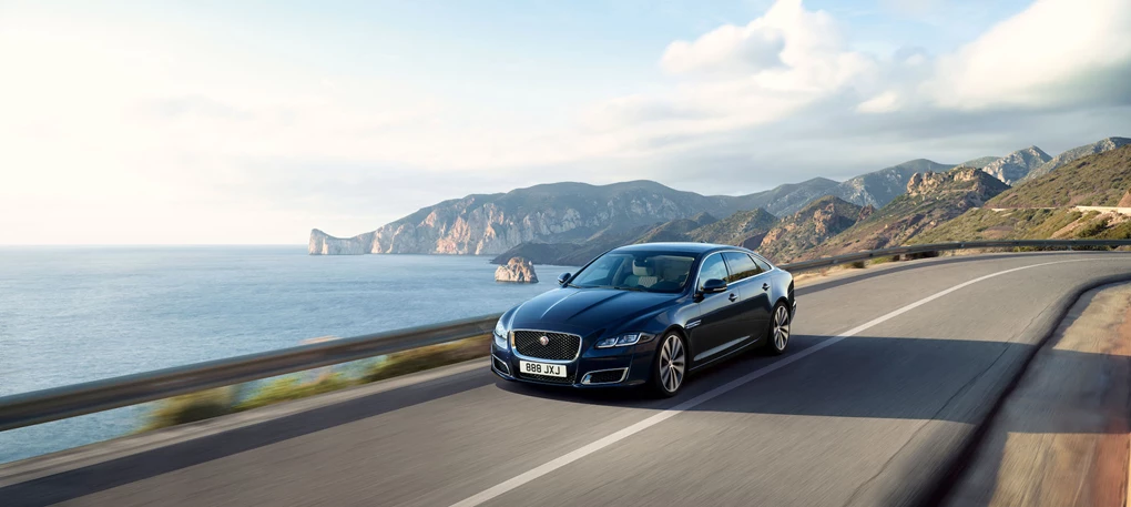 Jaguar XJ