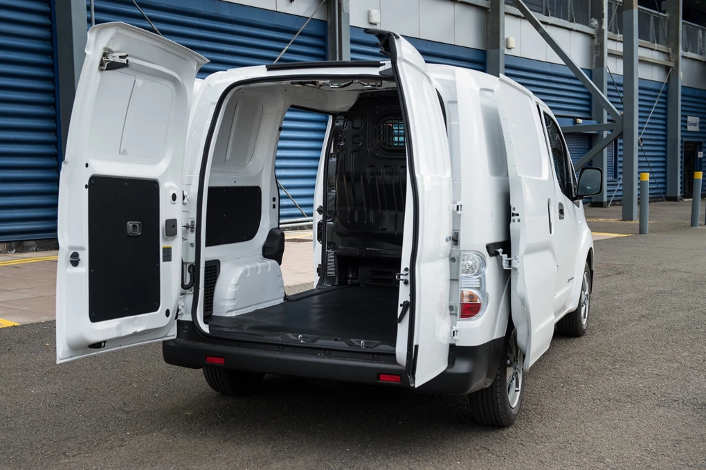 2018 Nissan e-NV200