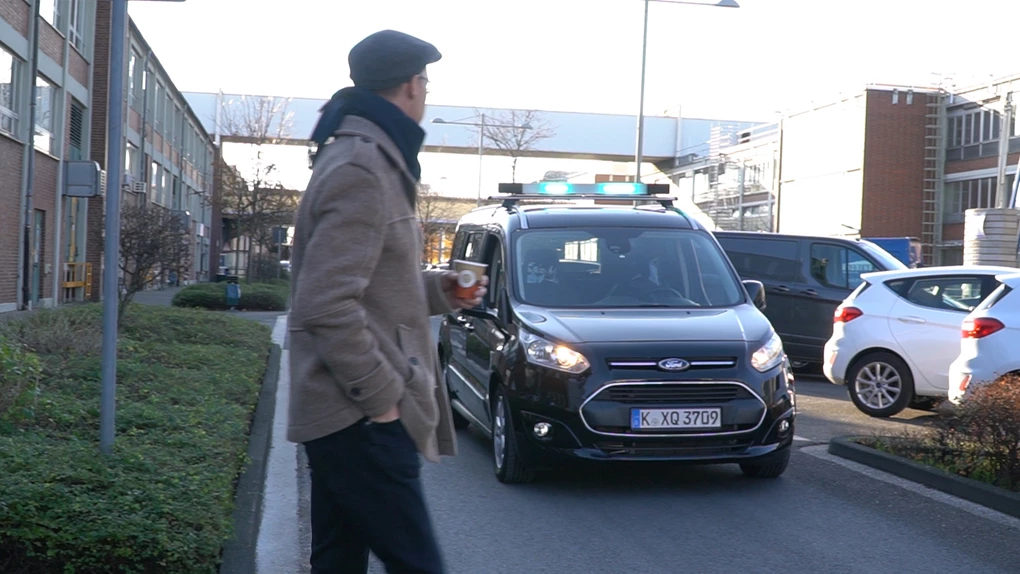 Ford autonomous light communication