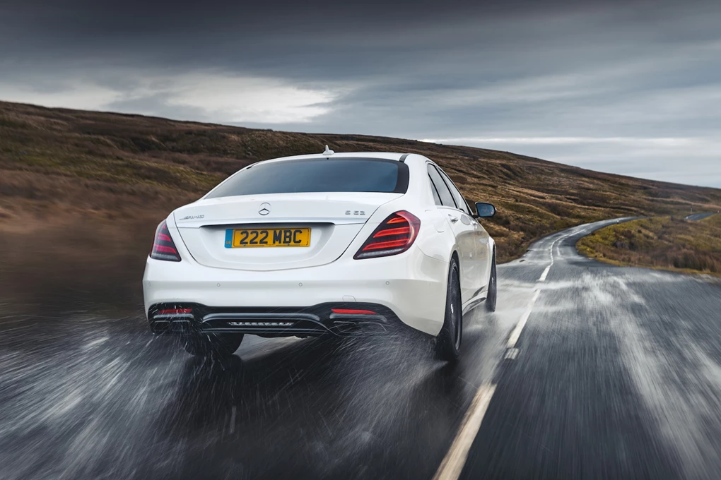 Mercedes-AMG S63