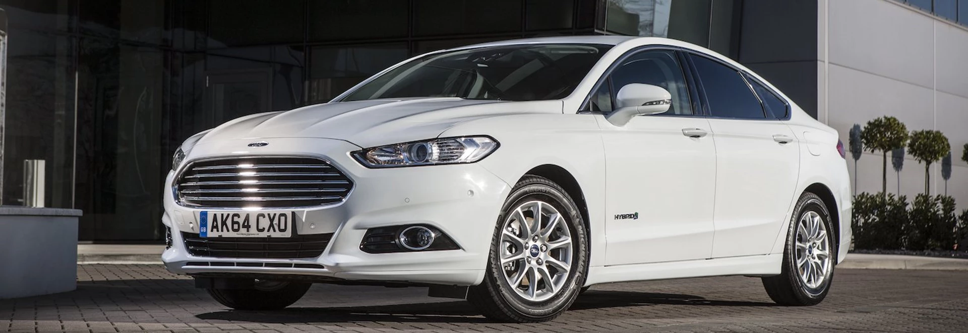 Ford Mondeo Hybrid 18 Review Car Keys