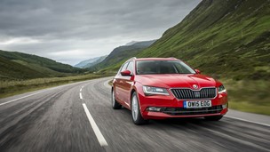 Skoda Superb Estate 2019 review