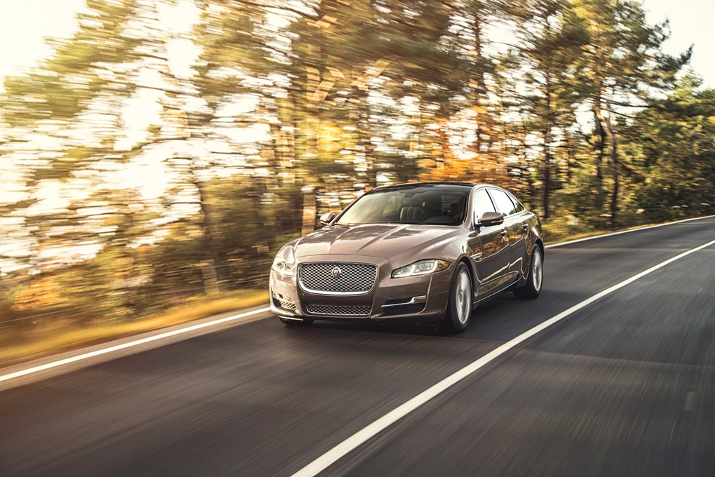 Jaguar XJ