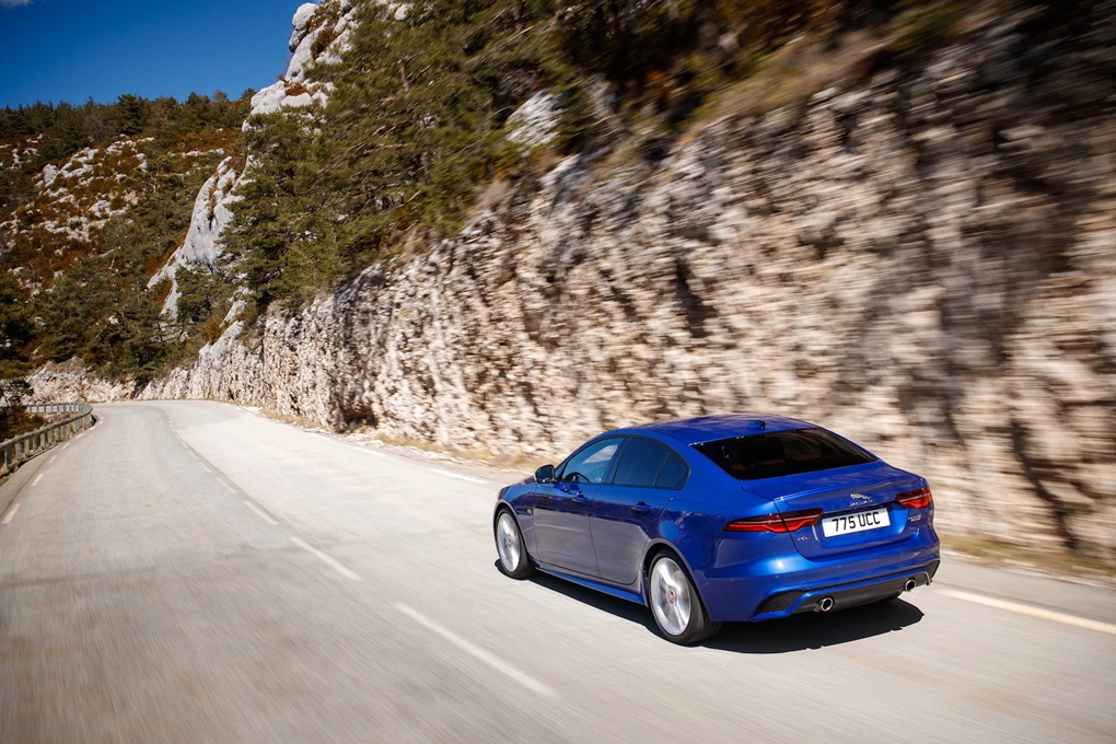 2019 Jaguar XE