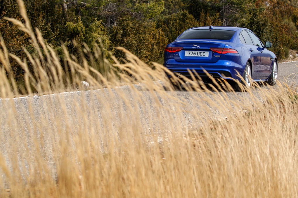 2019 Jaguar XE