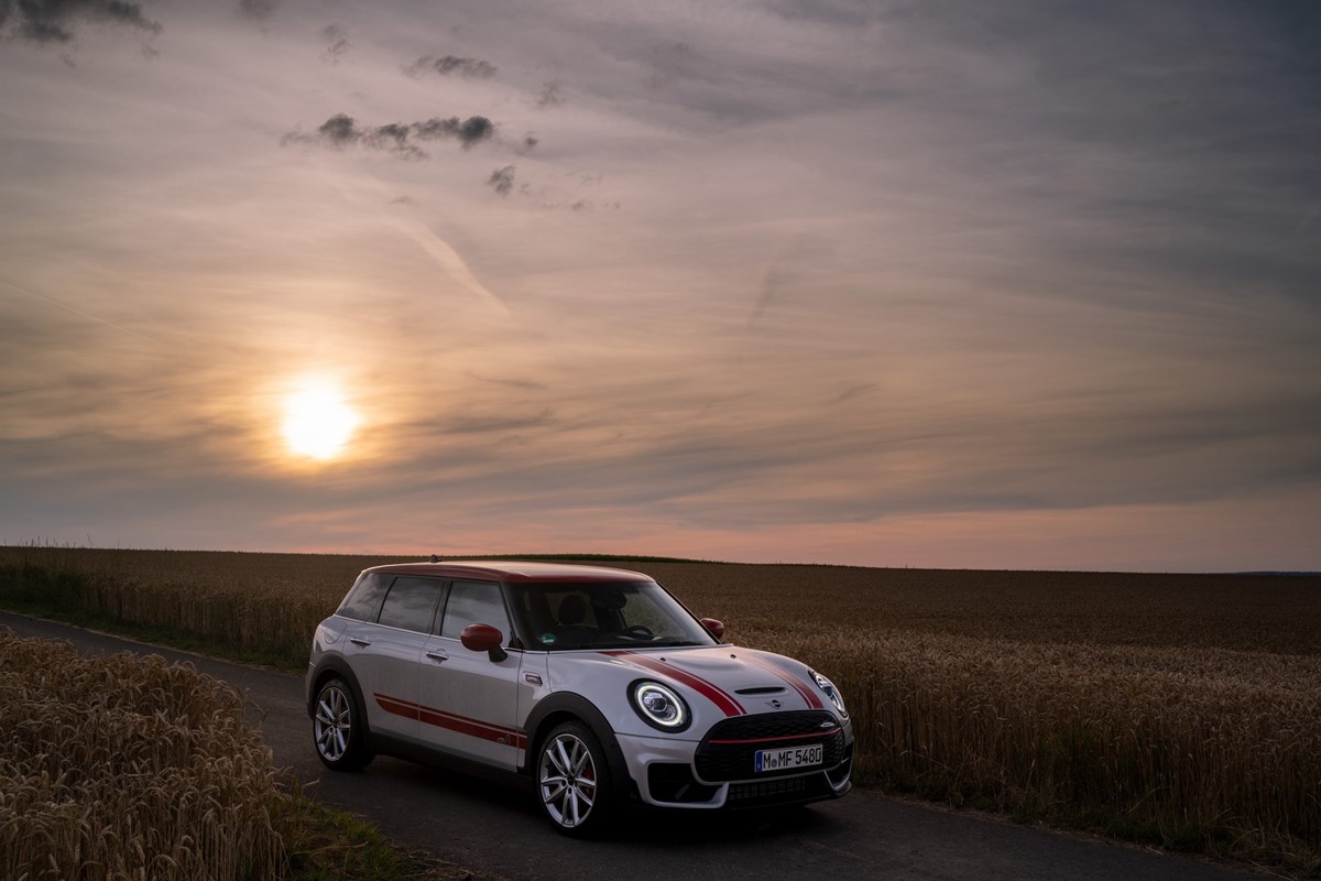 MINI John Cooper Works Clubman 2020 Review - Car Keys