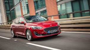 Ford Focus Vignale vs BMW 1 Series vs Audi A3