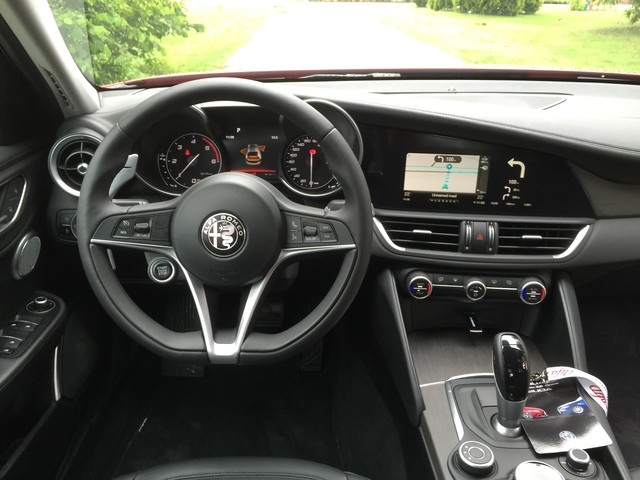Alfa romeo giulia салон