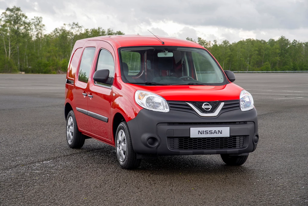 Nissan NV250