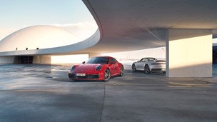 Porsche 911 line-up extended with new Carrera 4 models