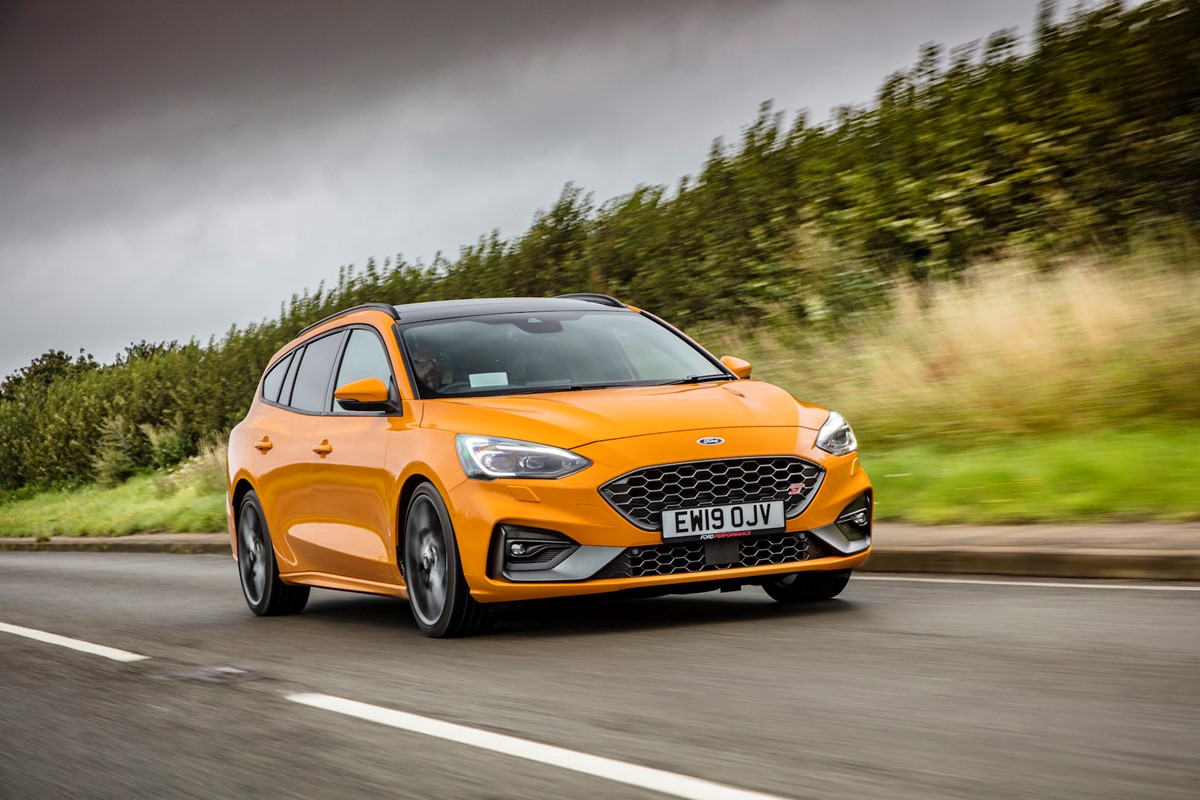 10 best road trips cars for 2020 - Car Keys