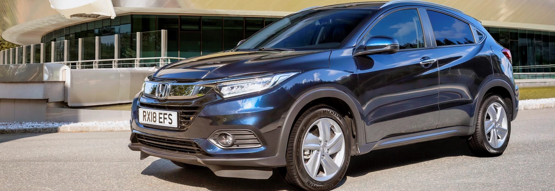 Quick Look 2020 Honda Hr V Rs Brown Interior Paultan Org