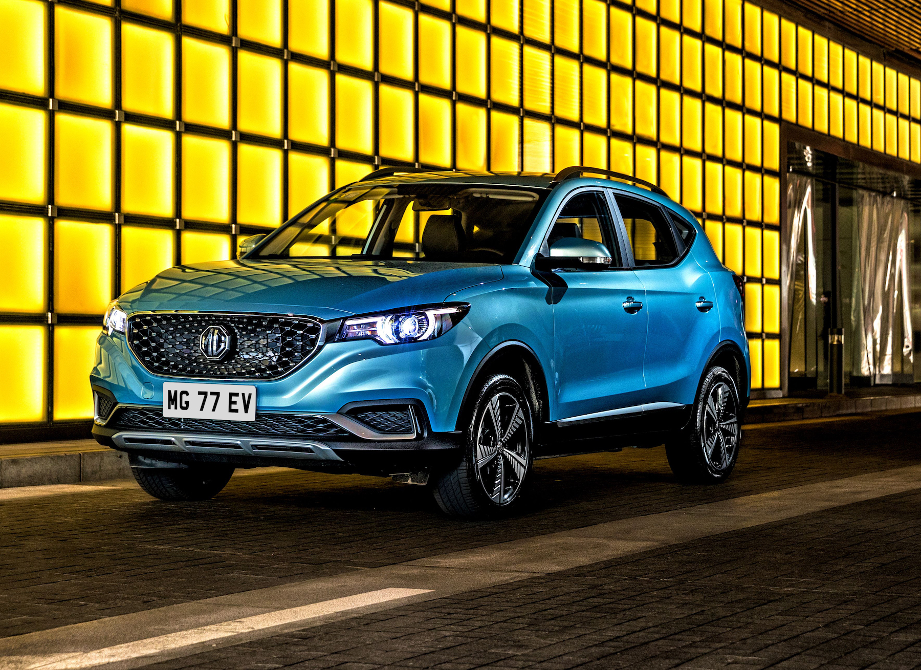 MG brand offers 100 ZS EVs to services help with coronavirus pandemic