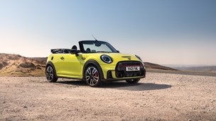 5 reasons why the Mini Convertible is the ideal summer drop-top