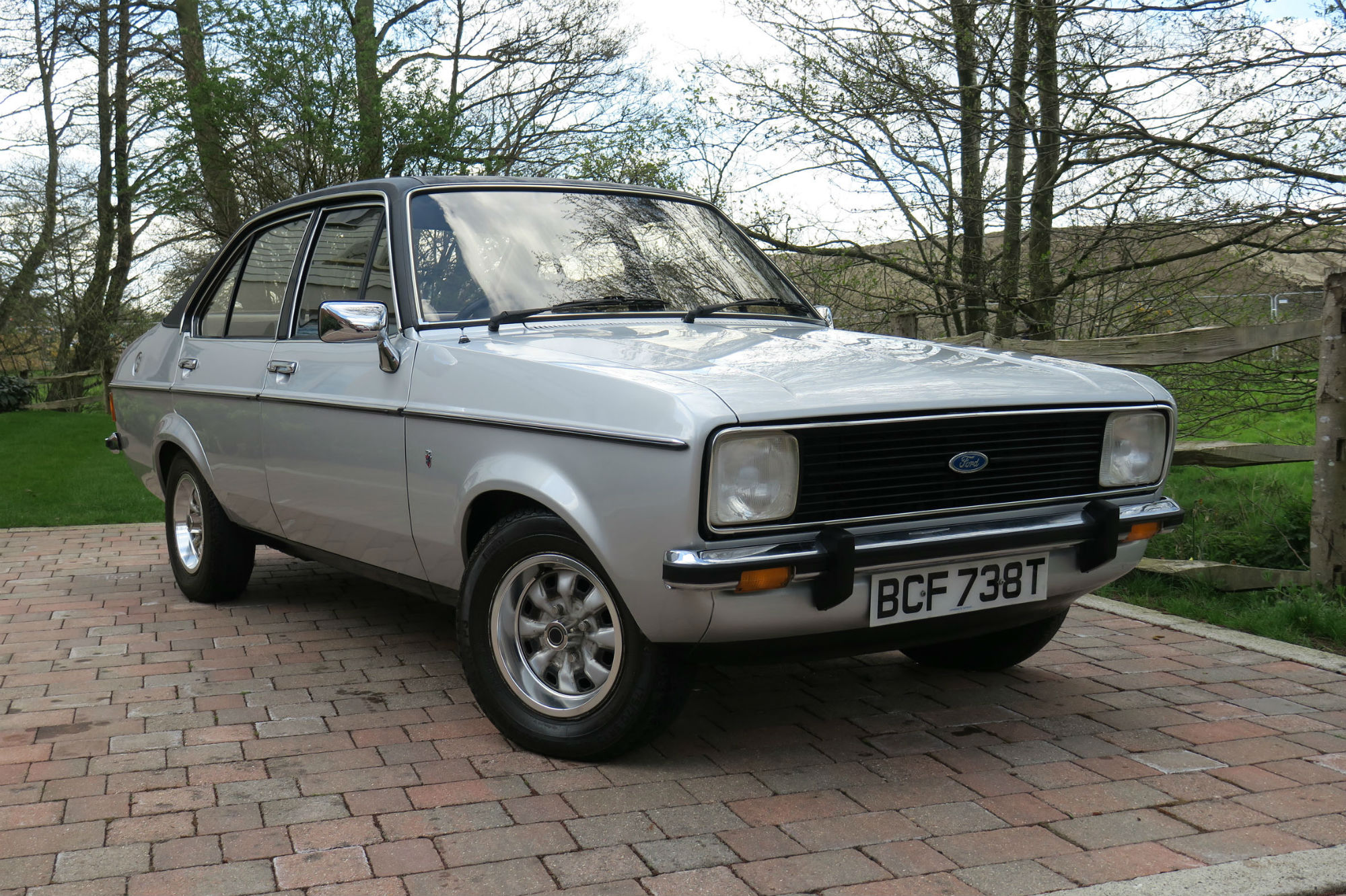 Classic Ford cars a better investment than vintage Ferraris - Car Keys