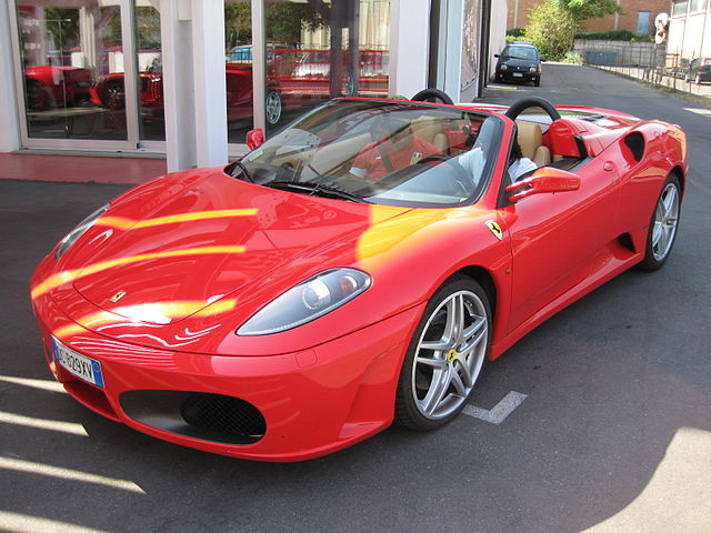 Maranello residents complain Ferraris are too loud - Car Keys