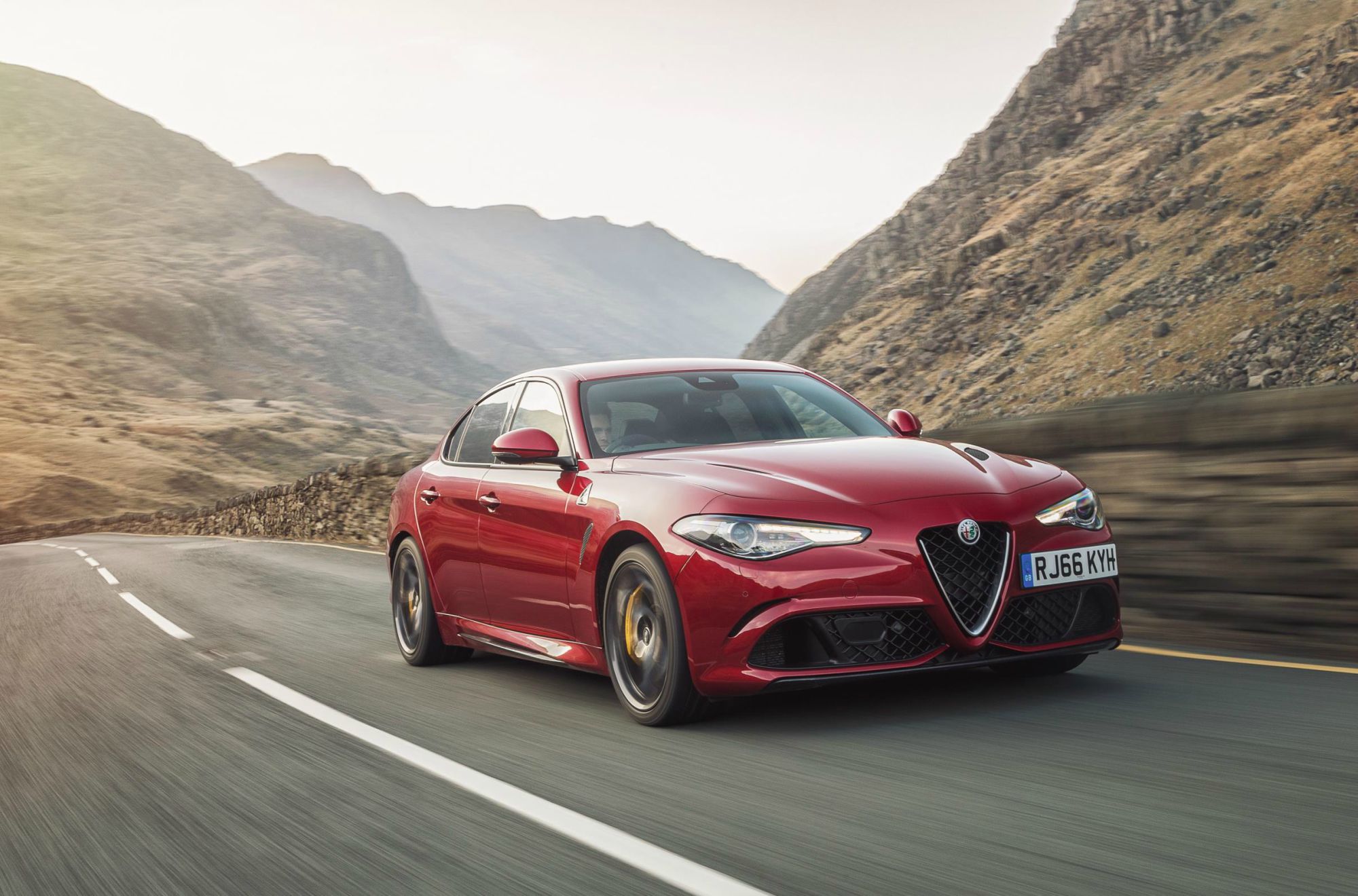 music pub alfa romeo